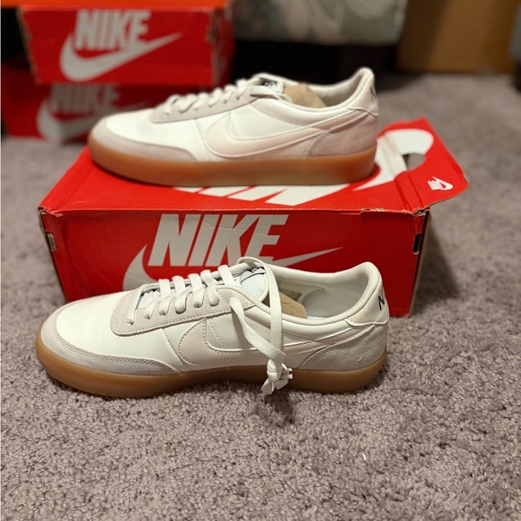 Nike Other - Nike Men's White and Gum Sole Sneakers